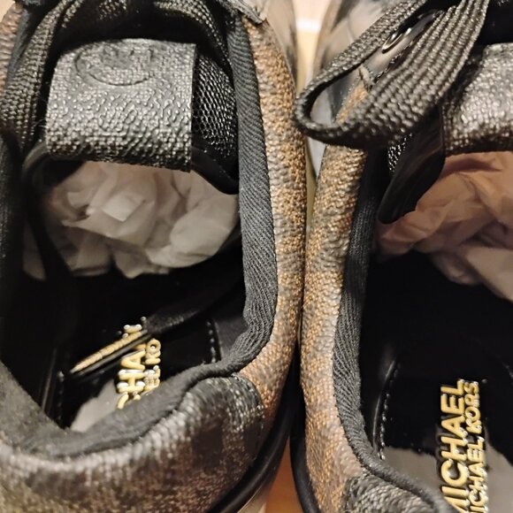 Michael Kors Maddy Logo Trainer Sneaker-New in Box! - Picture 4 of 7